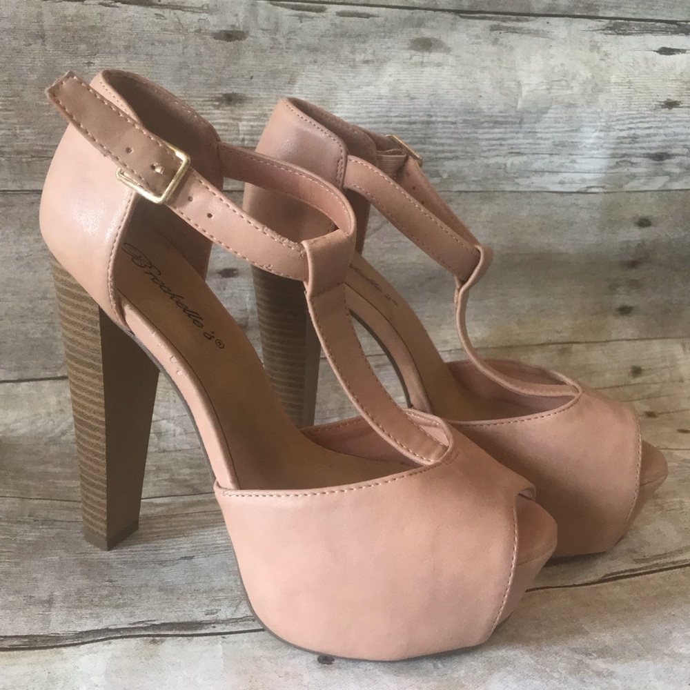 WOMEN HEELS